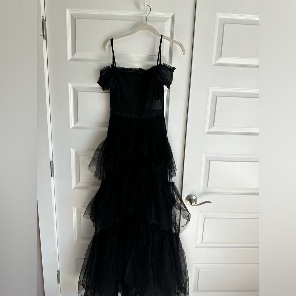 Betsy &‎ Adam Black Ruffle Off the Shoulder Tiered Mesh Ballgown NWT 0 - Picture 7 of 7